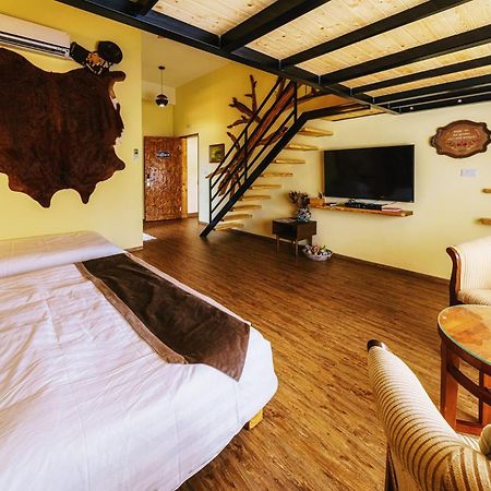 La Fleur Bnb & Restaurant Хенгчун Экстерьер фото